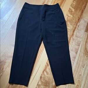 Athleta Black women’s Pants - Slim Tailored Taper